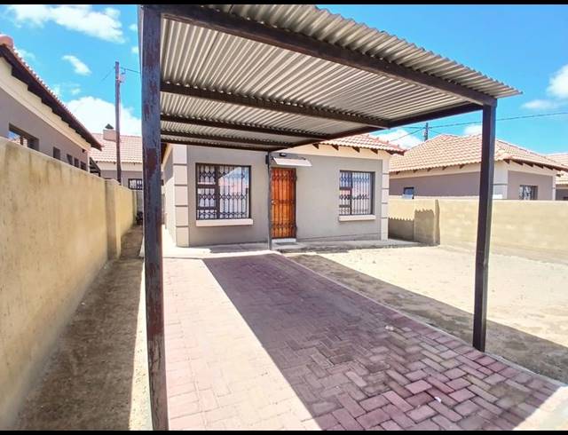 2 BEDROOM HOUSE FOR SALE IN ERMELO